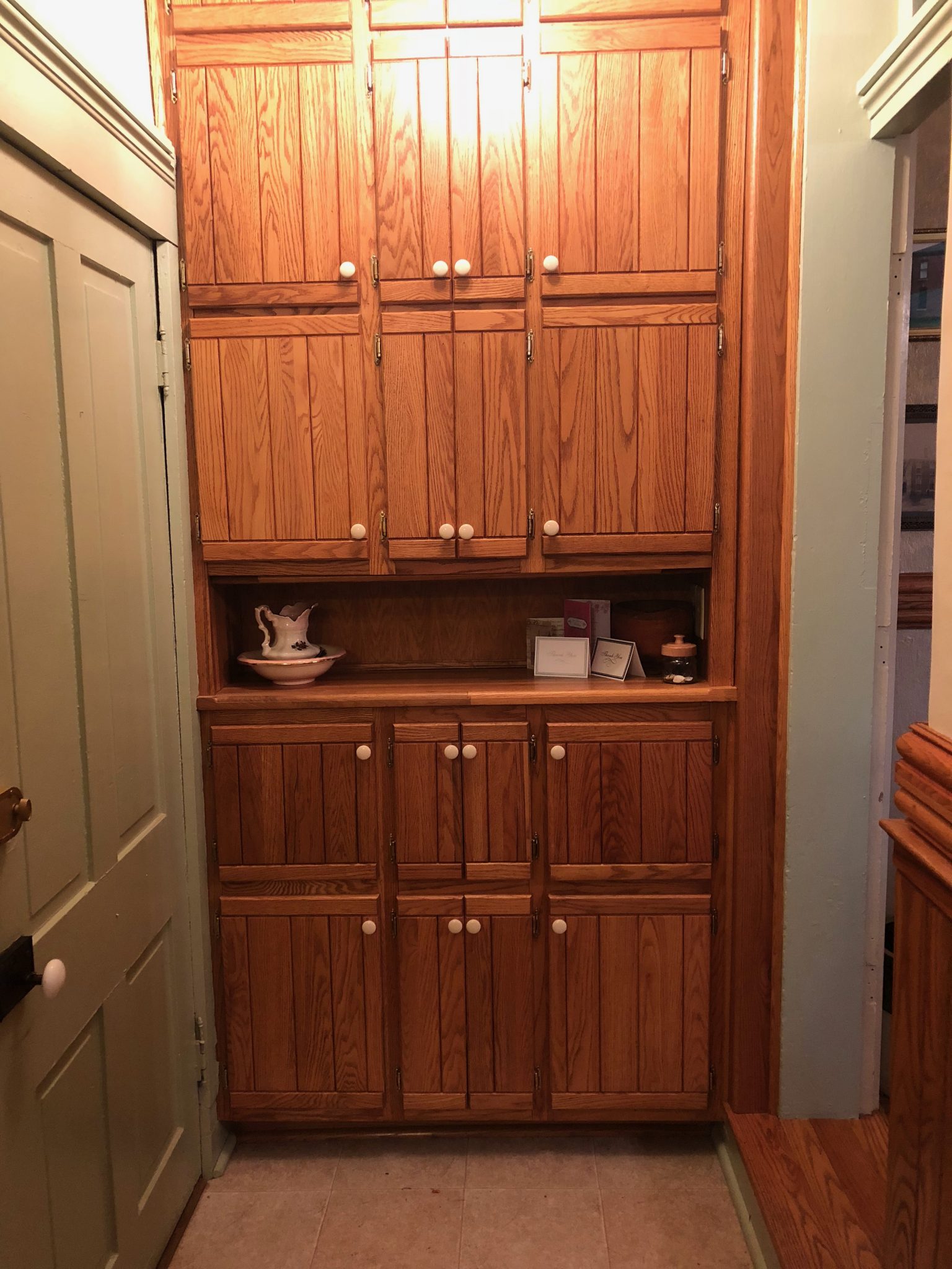 The Door Store – Cabinet doors and more in most shapes, sizes, and woods.